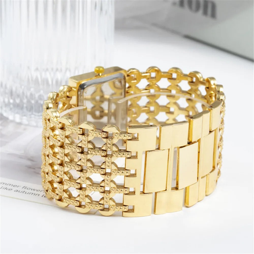 Luxury Women's Diamond Quartz Watch – Elegant Square Dial